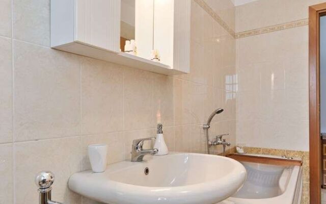 Torino Crocetta Modern Flat