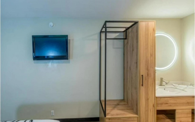 Exclusivo Inn by OYO Grand Prairie, TX