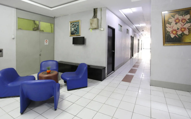 OYO 3865 Wisma Niaga