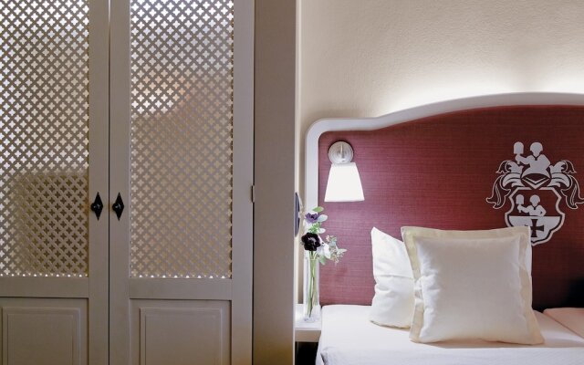 Schlosshotel Steinburg