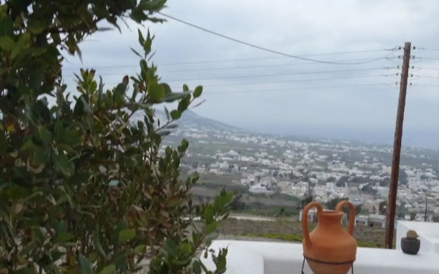 Wine And Wind House