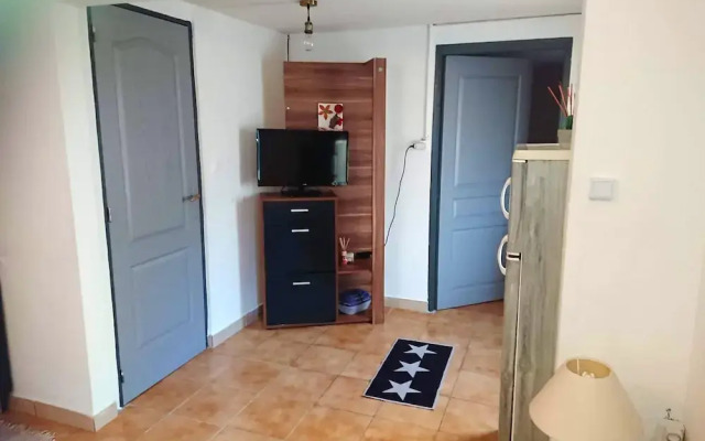Apartment With one Bedroom in Pont de Pierre Penne-d'agenais, With Terrace and Wifi