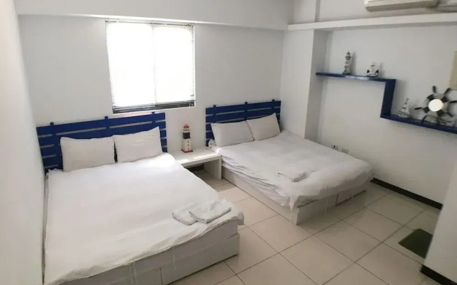 Taichung Go-Around Hostel