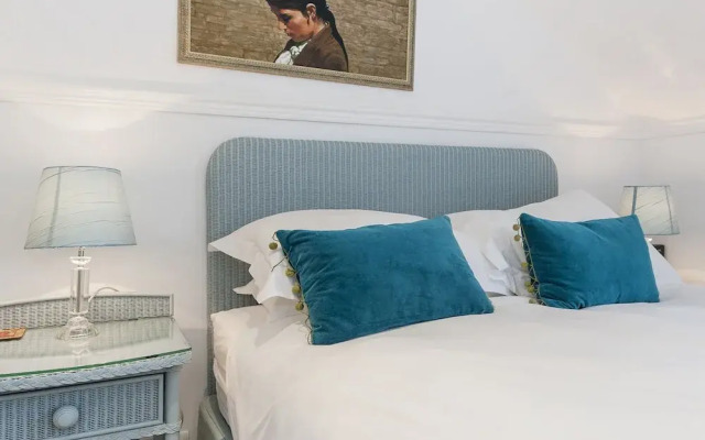 Apple Tree Guest House