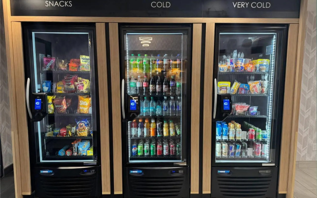 Days Inn & Suites by Wyndham Wausau