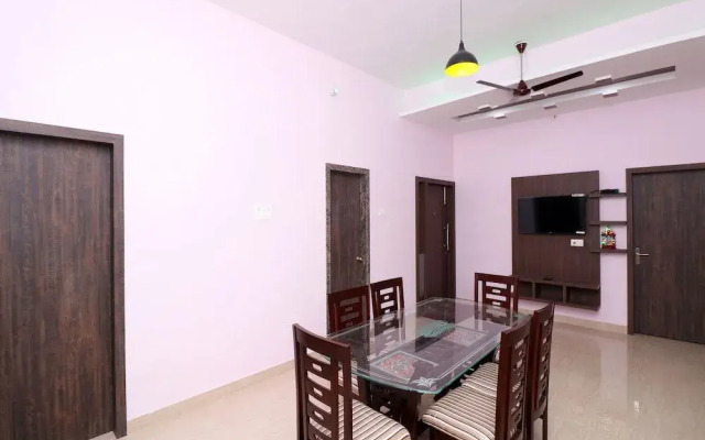 OYO 23416 Maharaja Hotel