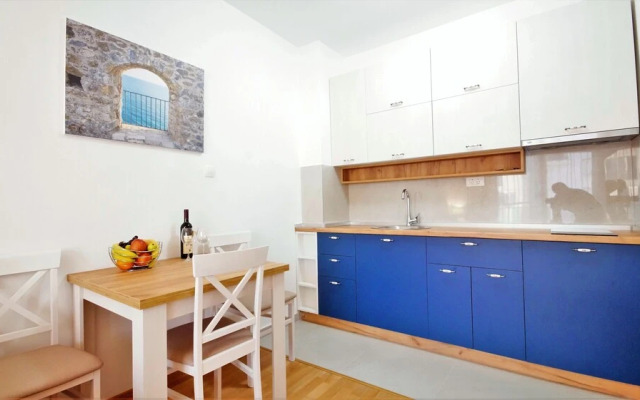 Kala Rooms & Suites