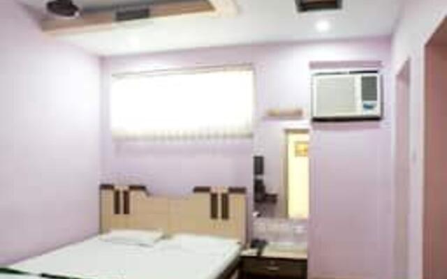 Live In Service Apartment