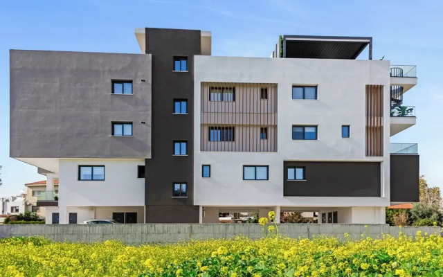 Sanders Triple Limassol