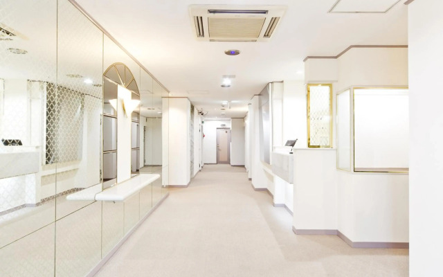 Shinjuku East Hotel