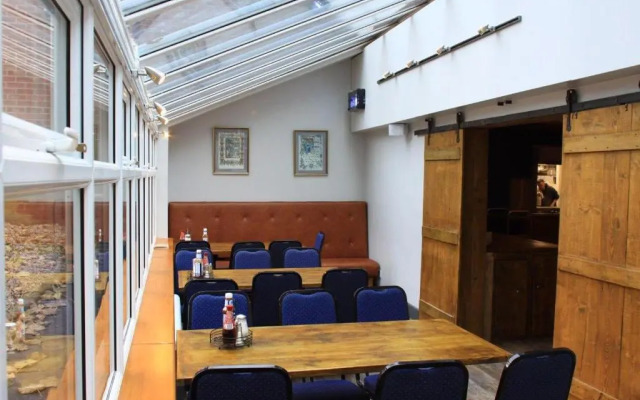 Elmham House - Pilgrim Hotel