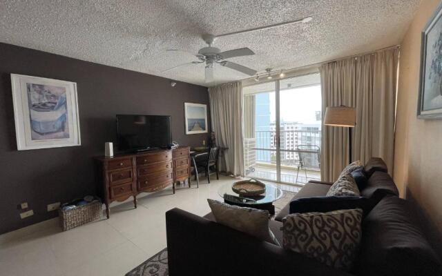 2BR Condo at Isla Verde Beach