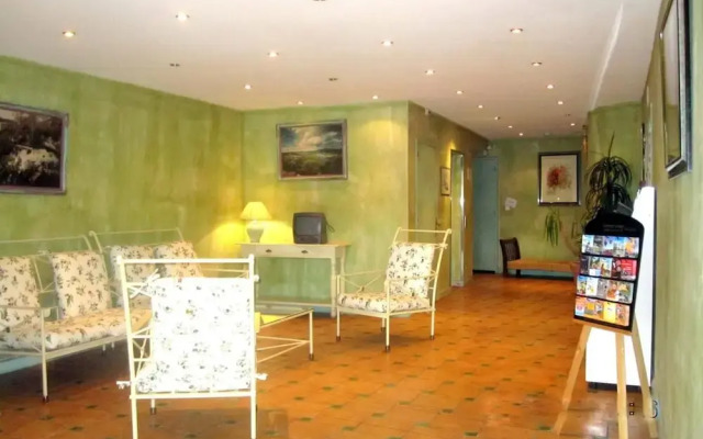 Logis Hôtel La Bonne Auberge