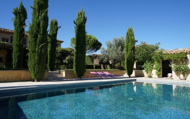 VILLAS DU LUBERON - Le Mas des Vignes
