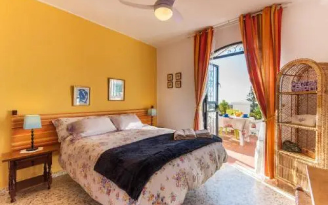 Casa con bellas vistas sobre la bahía de Nerja