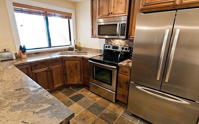 Deer Valley Retreat by Casago