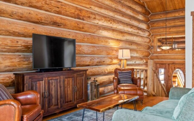 Tristant 108 by Exceptional Stays