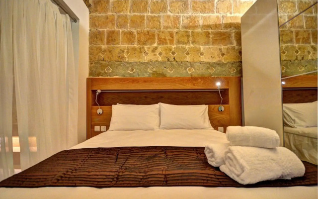 Coral Apartment (Valletta)