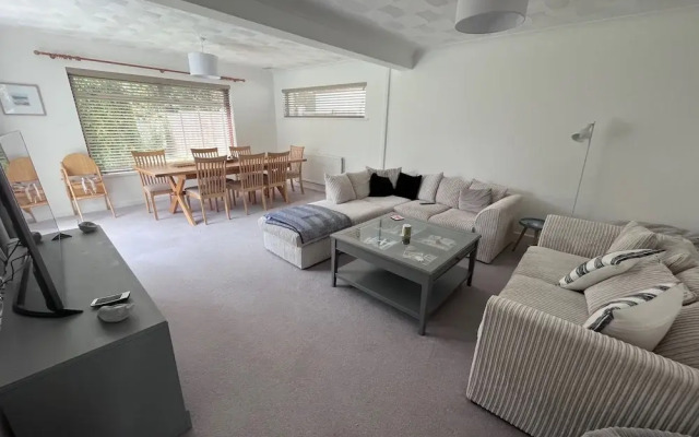 Sleeps 9- Kingbeds- Familyfriendly- Contactlessci