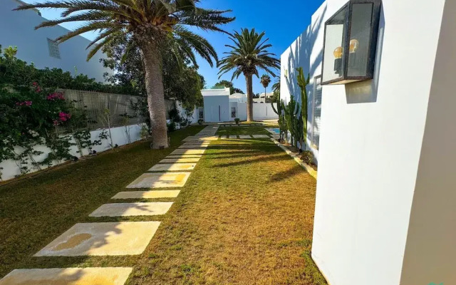 The Perfect Beach House in Hammamet