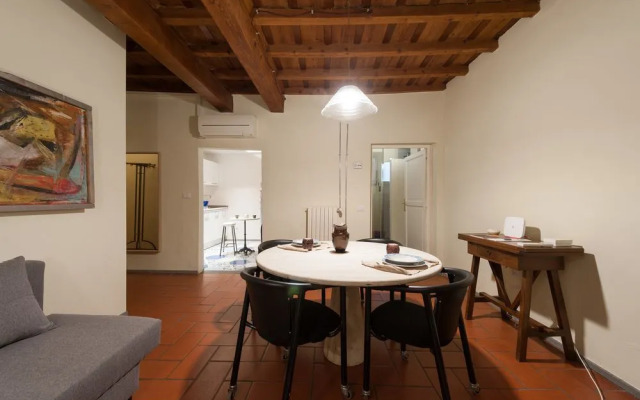 Short-let Florence Charming Suite