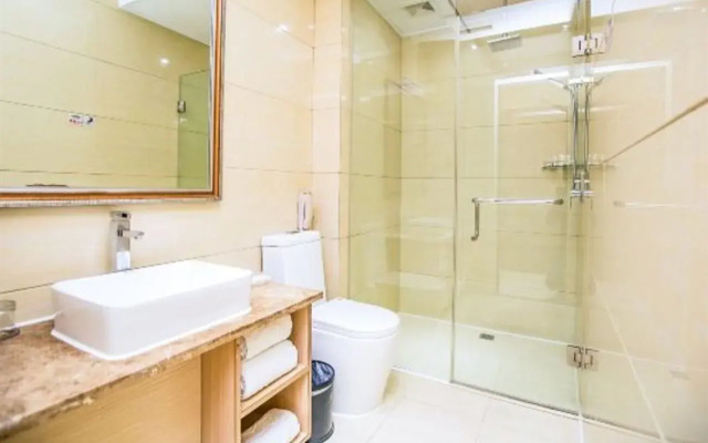 Yugang Zhizun Hotel