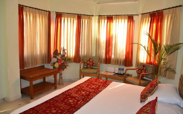 Hotel Sarang Palace