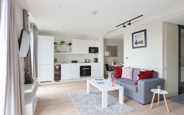 Luxurious Hammersmith Apartment