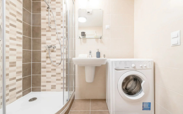 Oasis Apartments at Broadway Residence