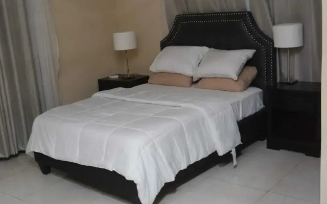 City King Hotel Apartments