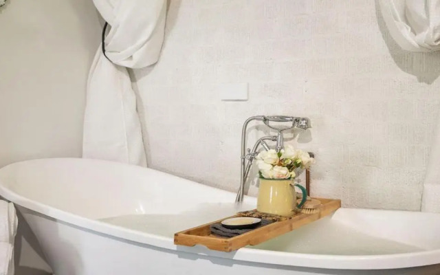 Saint Eloi Le Studio