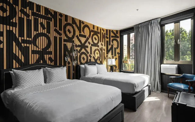 Tuck Hotel