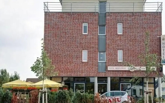 Hotel Manu