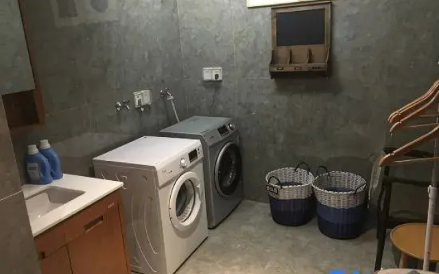 Lanou Hotel (Xuancheng Xuanzhou District Government Affairs Center Store)