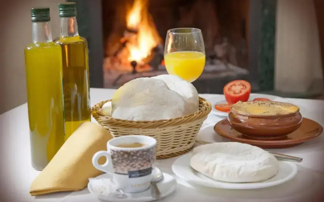 Apartamentos Puerta Sierra