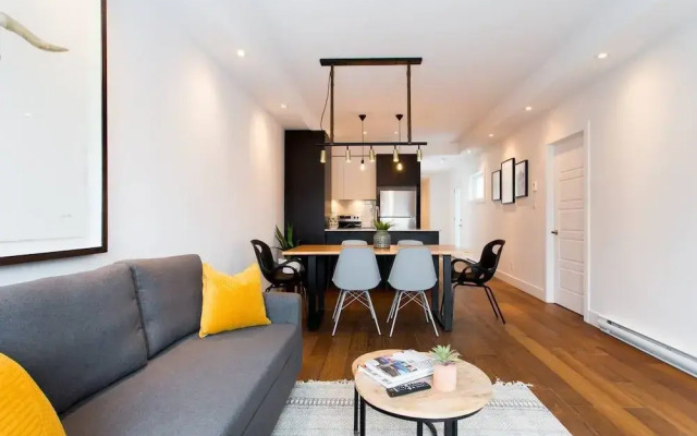 Spacious 2 Bedroom Condo in Little Italy