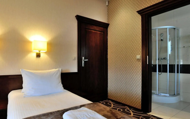 Hotel Dwór Choiny
