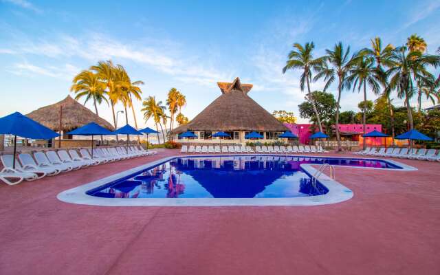 Royal Decameron Complex