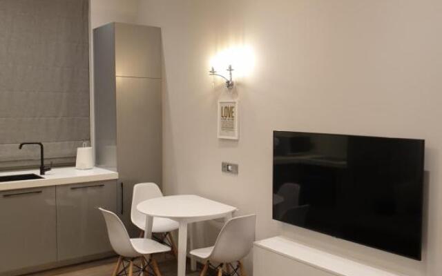 MARBEO 5 Star Luxury Suites - Peldu