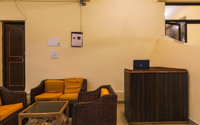 OYO Flagship 19324 Dom's Cafe Calangute