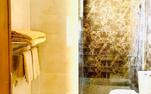 Jewel Howard Carter Hotel