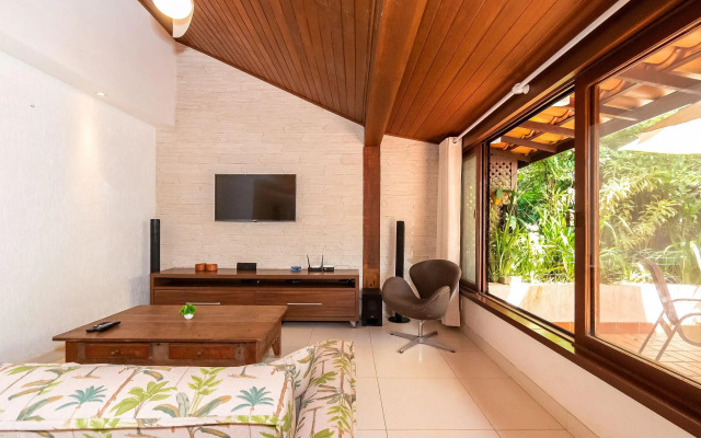 Casa em Búzios com área de lazer | RDV 02