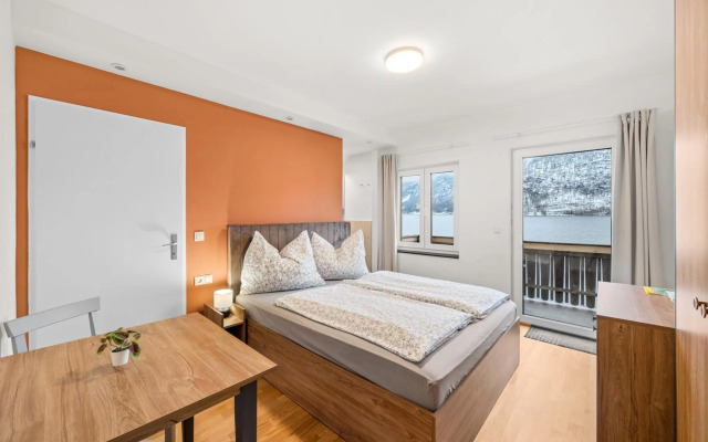 Hallstatt Lakeside Top 4