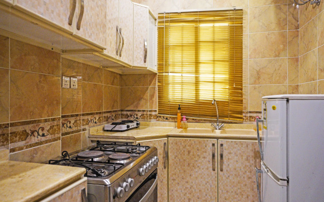 Oyo 649 Al Thuraya Palace Apartments