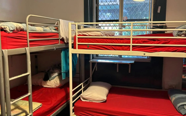 The Shiralee - Hostel