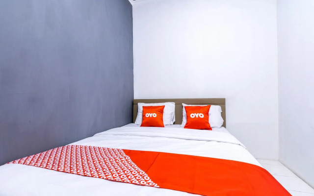 OYO 1421 Kasmaran Guest House Syariah