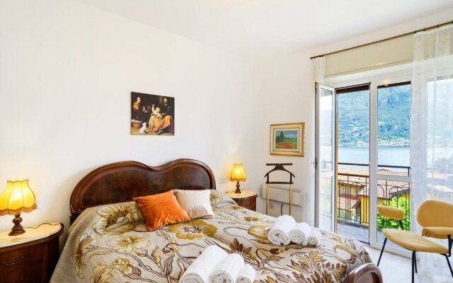 Casa Carla - cozy Apartment with garden -8 km to Bellagio!