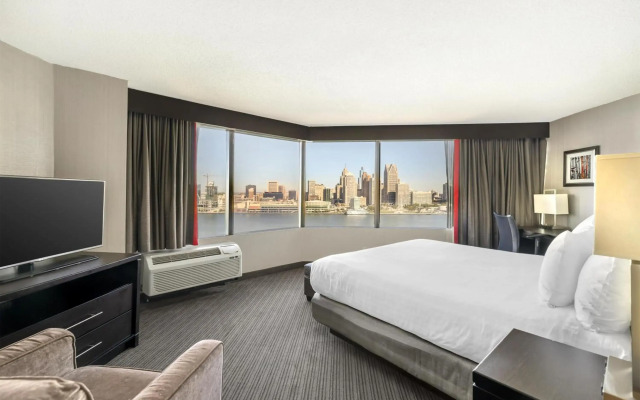 Best Western Plus Waterfront Hotel