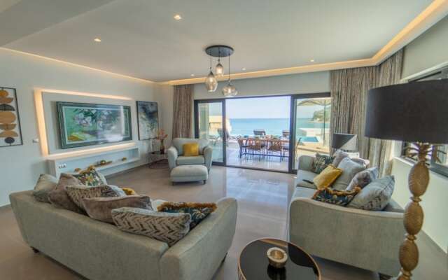 Villa Halcyon in St Stefanos Bay