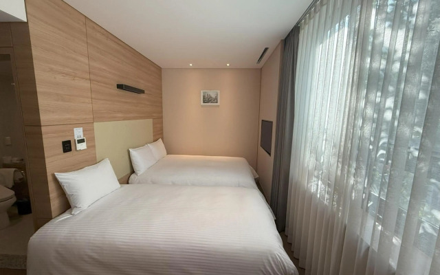 Acube Hotel